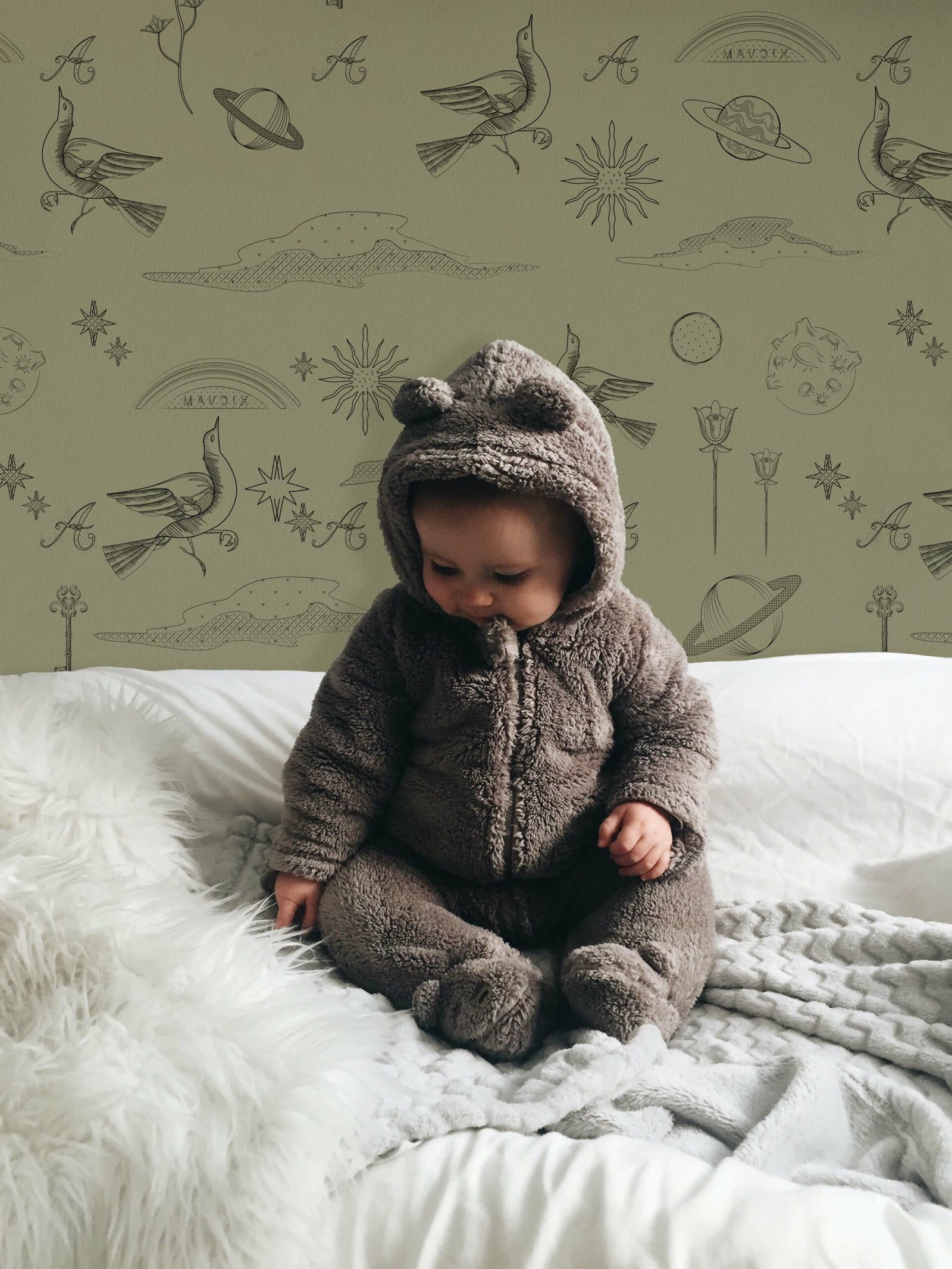 Universo-Verde-Salvia-Kids-wallpaper-staging-scaled