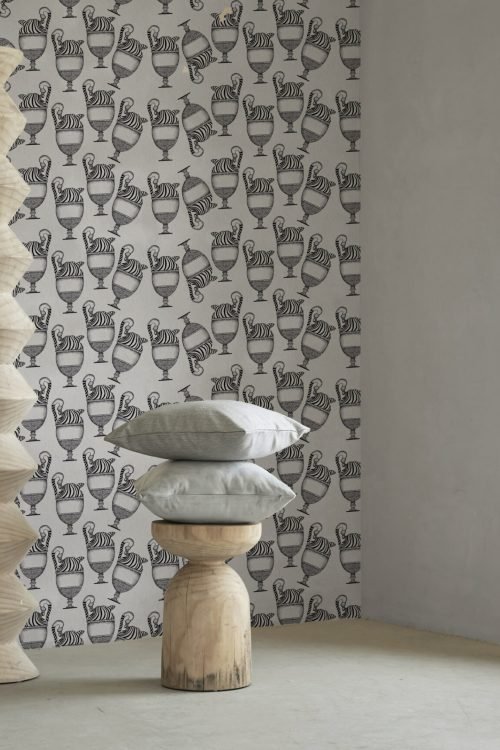 Fontana-Bianco-Nero-Carte-da-parati-MaVoix-interior-Decor-scaled