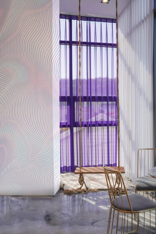 Interferenze-Ultraviolette-MaVoix-wallpaper-by-Studio-Lievito-pattern-Collezione-Racconti-villa-corner